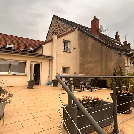 La Maison Des Copains Feriehus