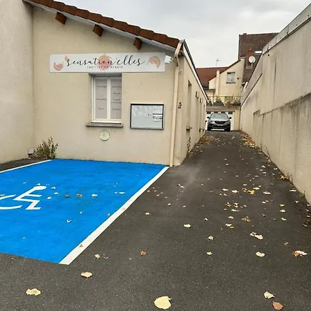 La Maison Des Copains Дом отдыха Damery (Marne)