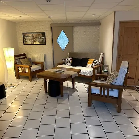 La Maison Des Copains Feriehus *