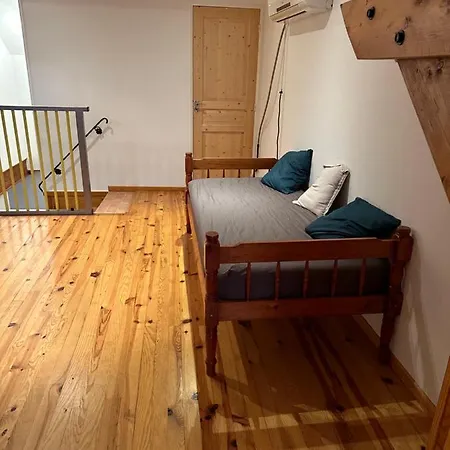 La Maison Des Copains Дом отдыха Damery (Marne)