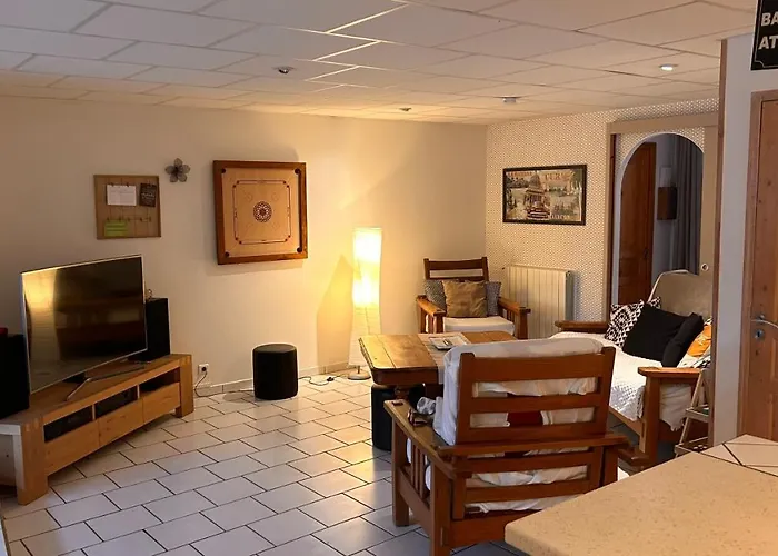 La Maison Des Copains *